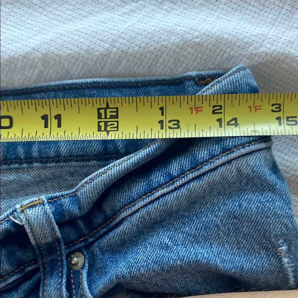 Abercrombie & Fitch 90s Straight Ultra High Rise Jeans - Picture 13 of 16